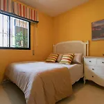 4 Bedroom Close By In Apartmán *