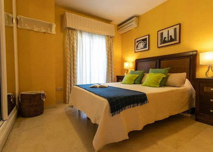 4 Bedroom Close By In