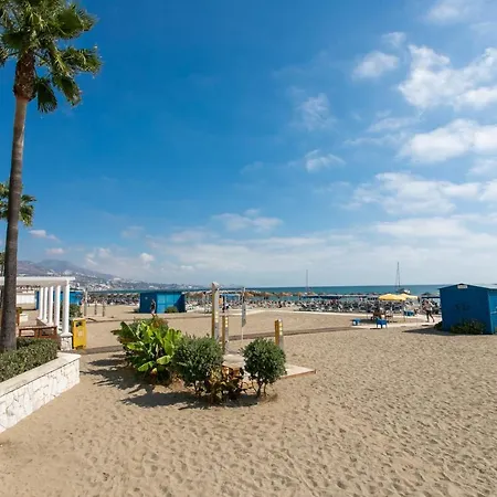 Apartment 4 Bedroom Close By In Fuengirola