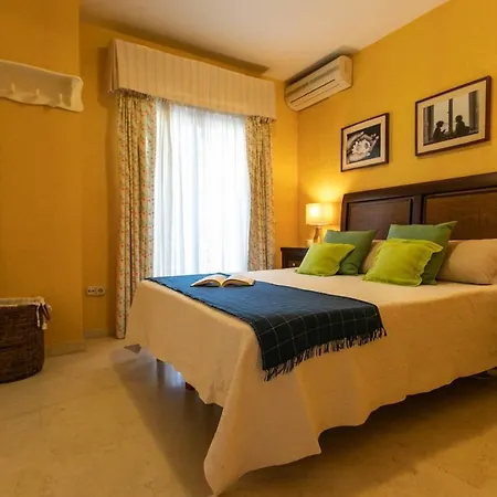 4 Bedroom Close By In